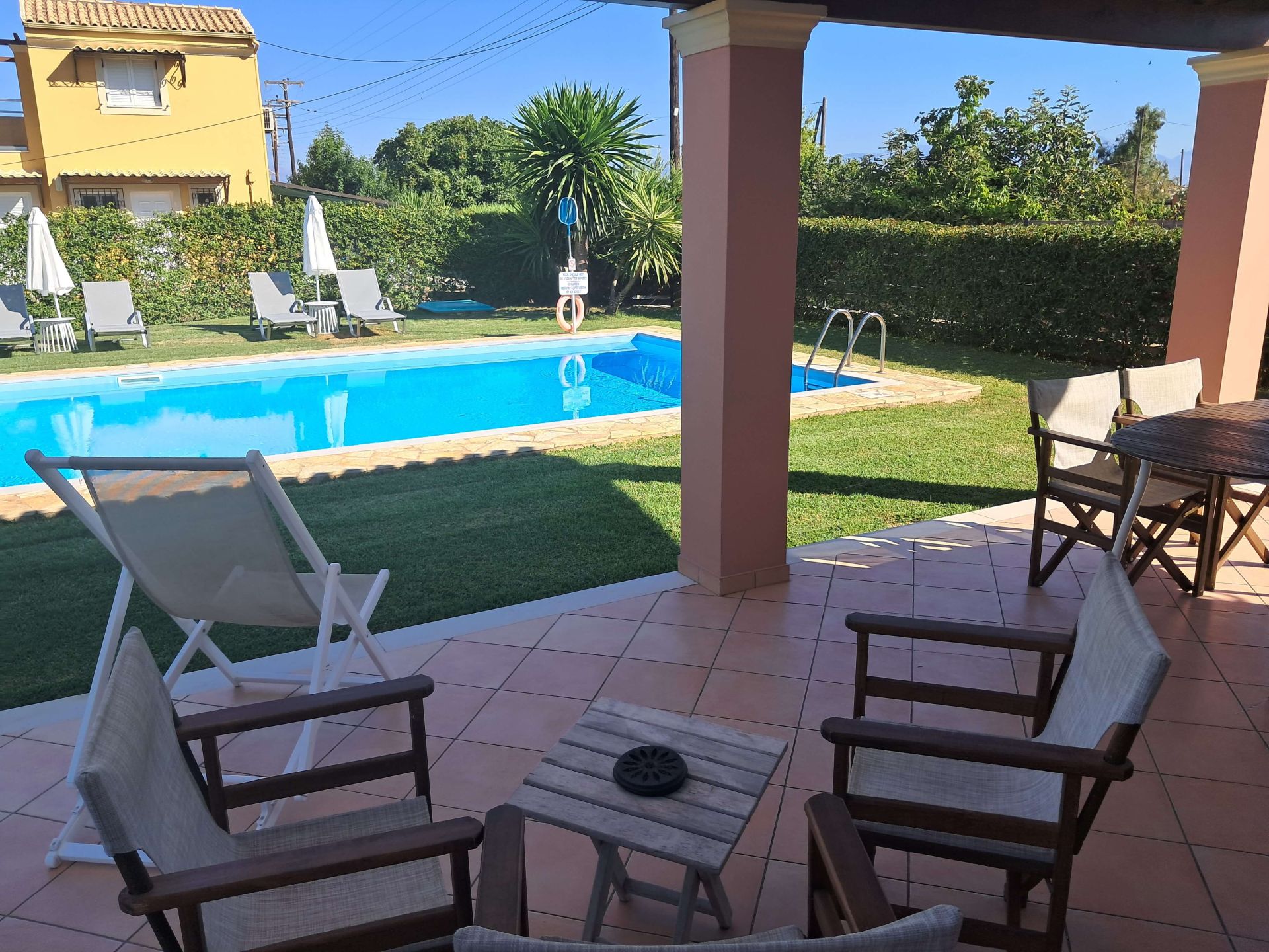 Three Villas with Pool - Seafront
